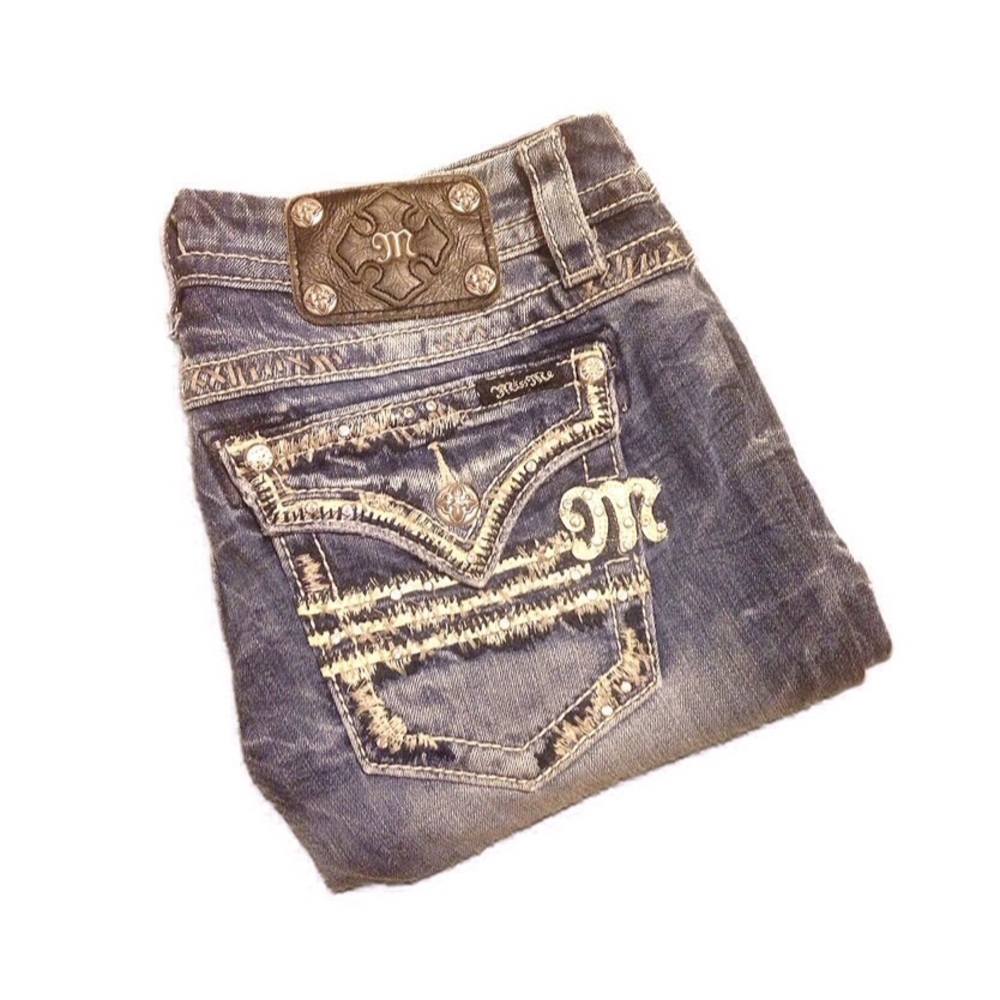 Miss Me brand bootcut jeans size 30